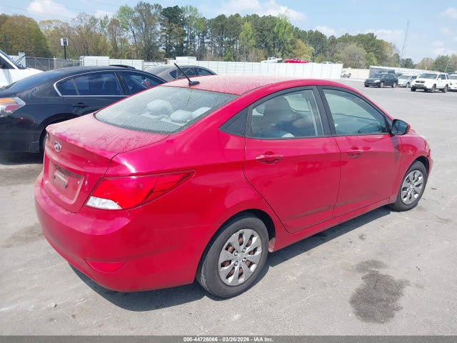 HYUNDAI ACCENT SE - 4