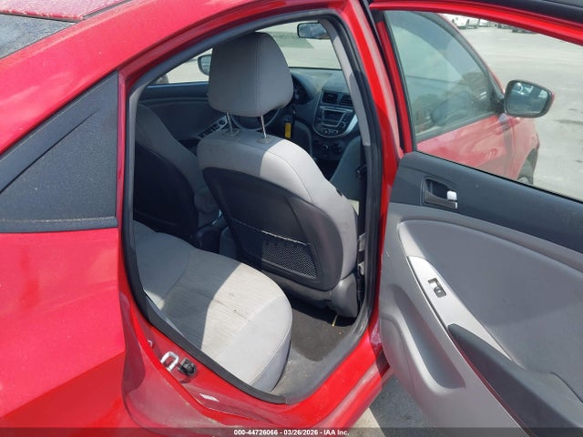 HYUNDAI ACCENT SE - 8