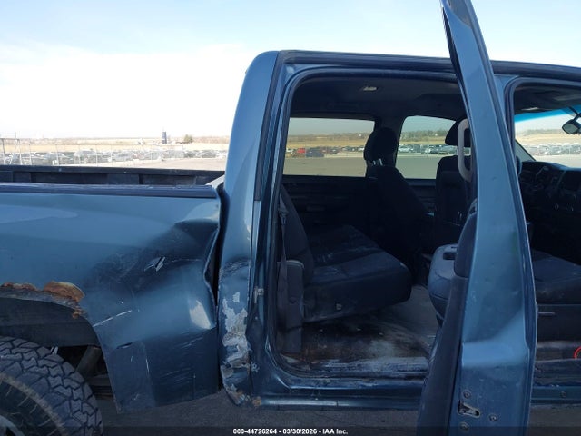 CHEVROLET SILVERADO 1500 - 8