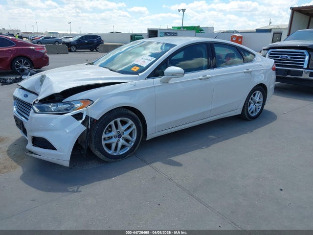 FORD FUSION SE - 2