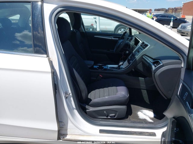 FORD FUSION SE - 5