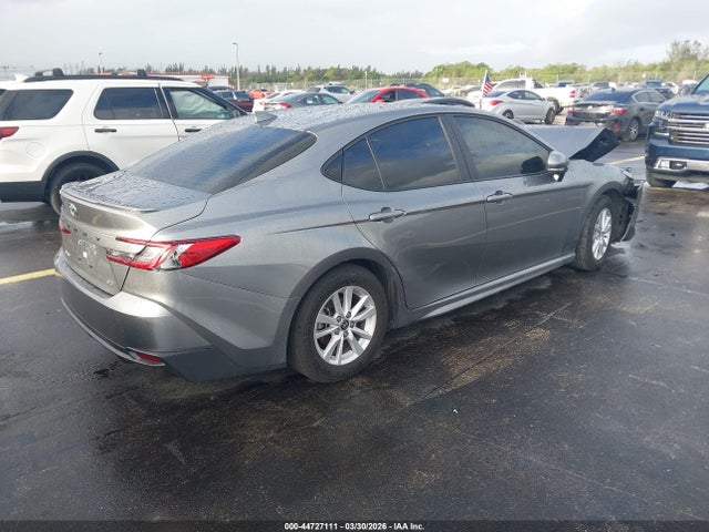 2025 Toyota CAMRY SE 照片 4