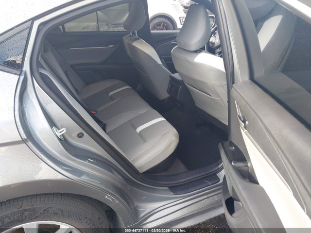 2025 Toyota CAMRY SE 照片 8