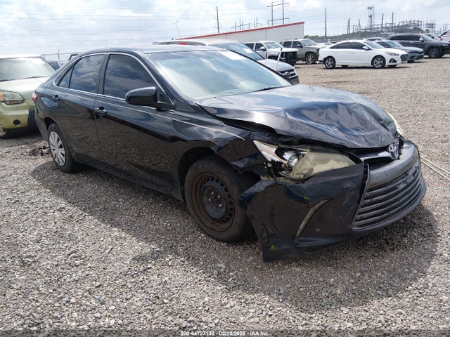 2015 TOYOTA CAMRY LE