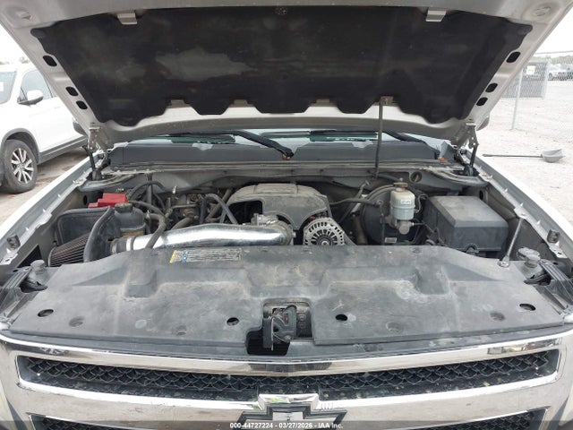 CHEVROLET SILVERADO 1500 - 10