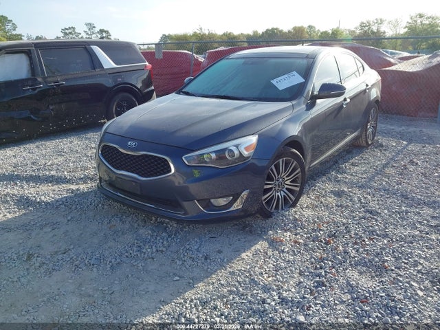 KIA CADENZA PREMIUM - 2