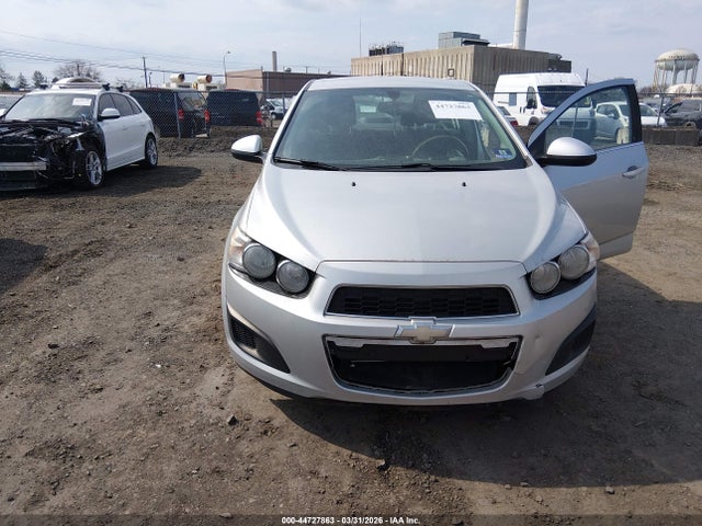 CHEVROLET SONIC LT AUTO - 6