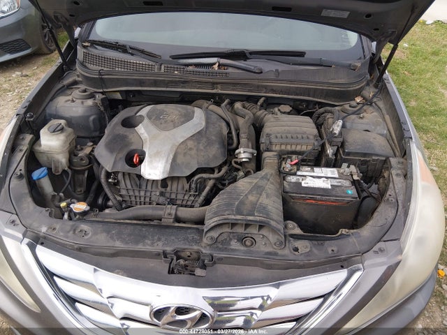 HYUNDAI SONATA SE 2.0T - 10