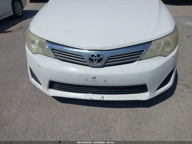 TOYOTA CAMRY - 6