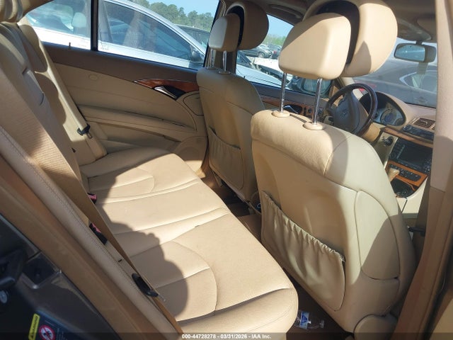 MERCEDES-BENZ E-CLASS - 8