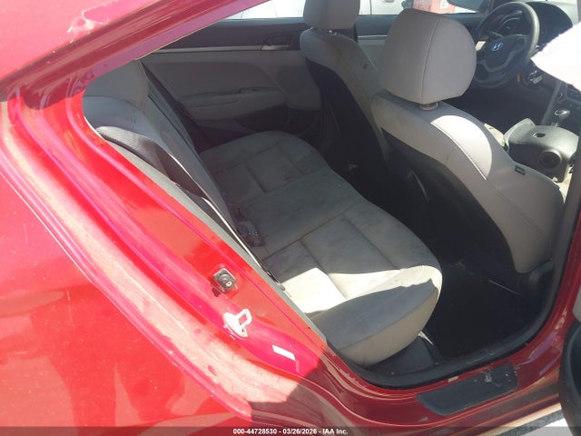 HYUNDAI ELANTRA SE - 8