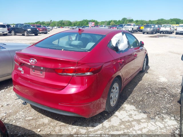 HYUNDAI ELANTRA SE - 4