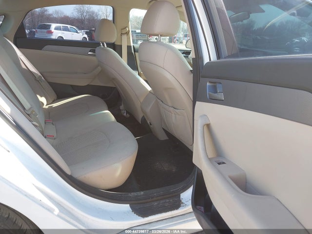 HYUNDAI SONATA SE - 8