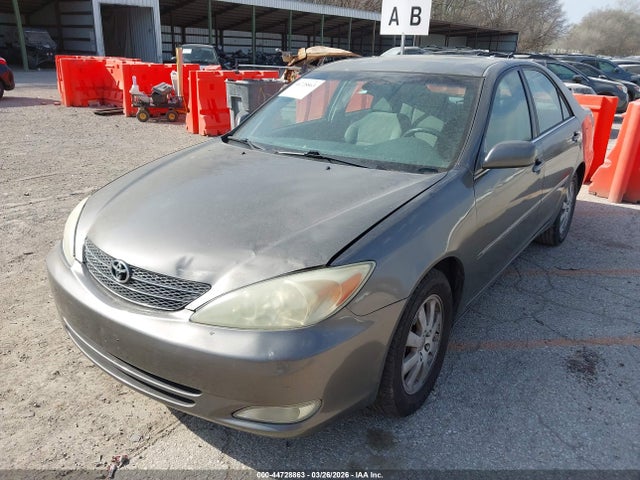 TOYOTA CAMRY - 2