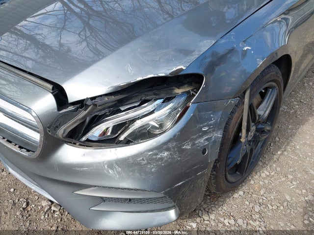 MERCEDES-BENZ E-CLASS - 6