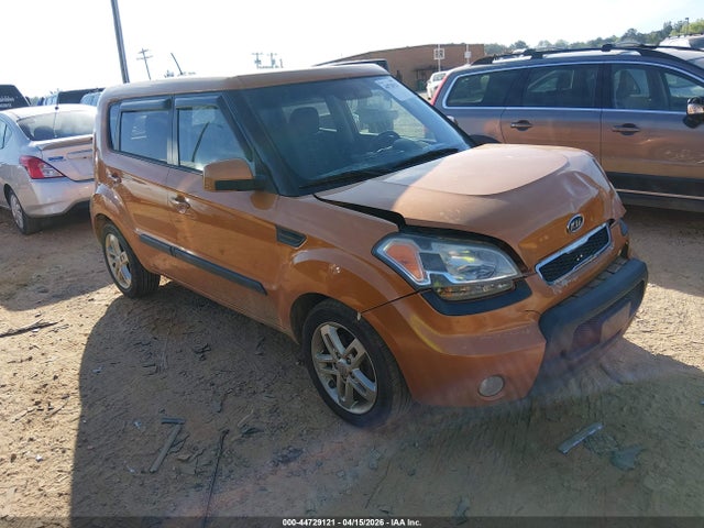 KIA SOUL + - 1