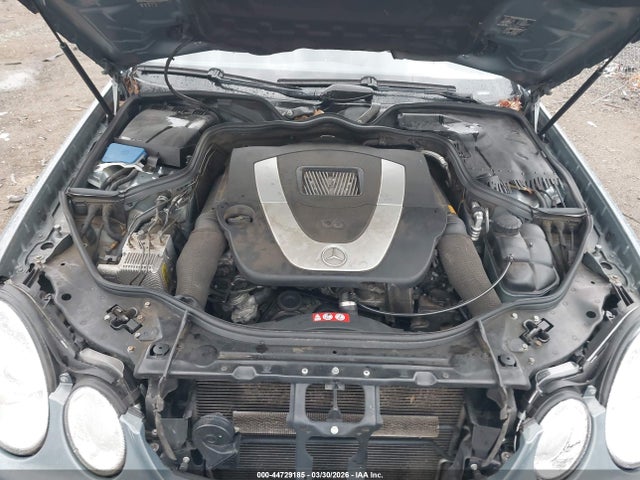 MERCEDES-BENZ E-CLASS - 10