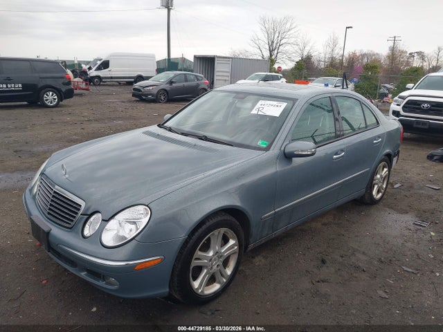 MERCEDES-BENZ E-CLASS - 2