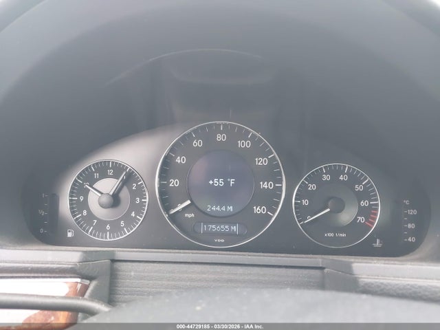 MERCEDES-BENZ E-CLASS - 7