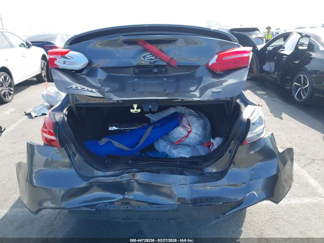 2015 Ford Focus, VIN: 1FADP3F25FL380585