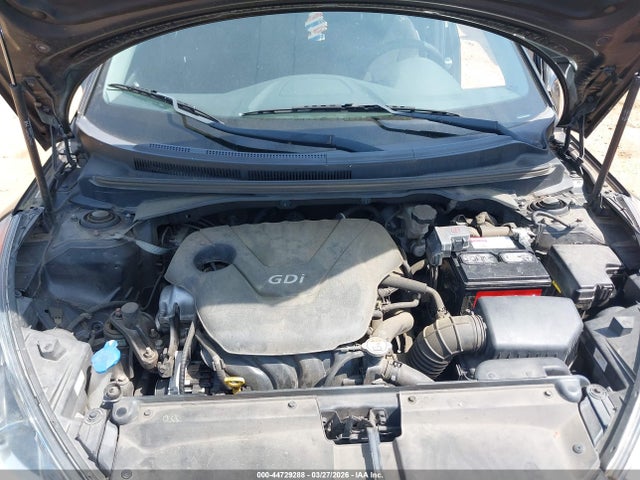 HYUNDAI VELOSTER BASE W/BLACK - 10