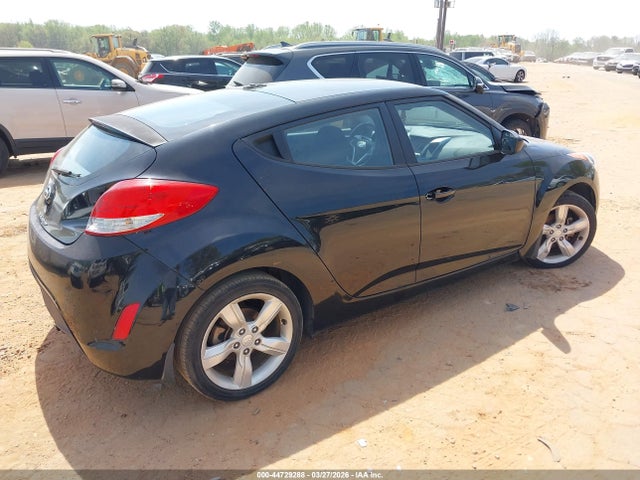 HYUNDAI VELOSTER BASE W/BLACK - 4