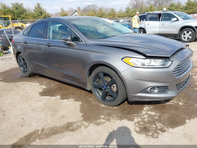 FORD FUSION SE - 1