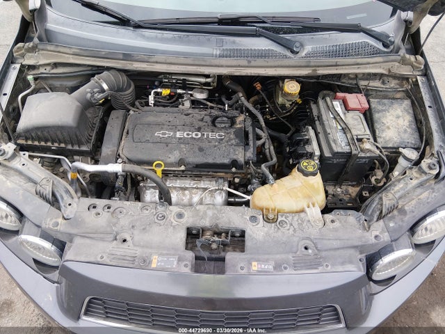 CHEVROLET SONIC 2LT - 10