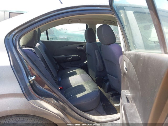 CHEVROLET SONIC LT AUTO - 8