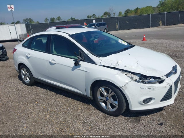 FORD FOCUS SE - 1