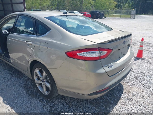 FORD FUSION SE - 6