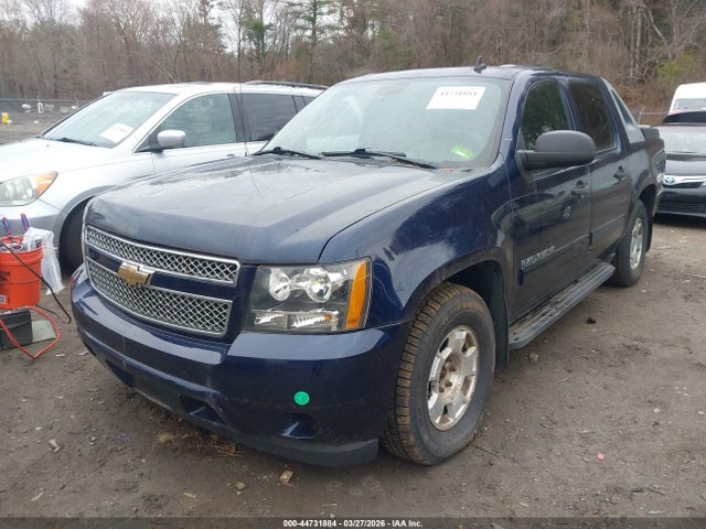 CHEVROLET AVALANCHE 1500 LS - 2