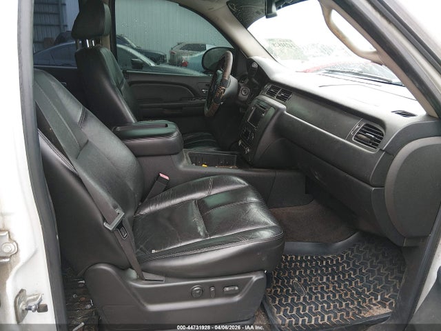 CHEVROLET AVALANCHE 1500 LT - 5