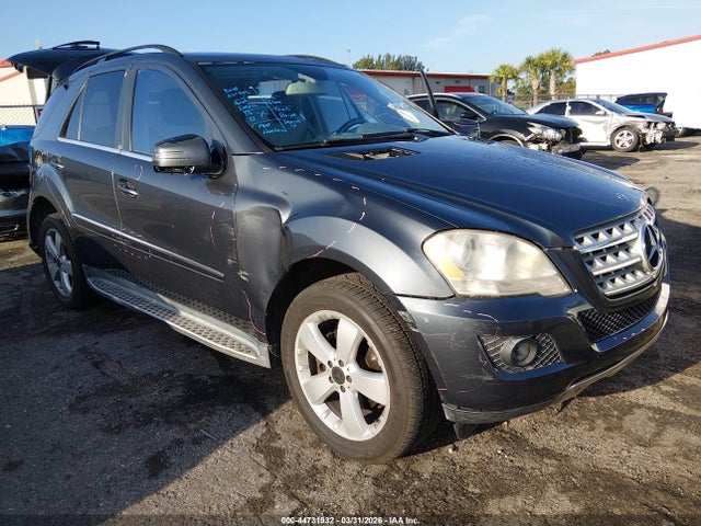 2011 MERCEDES-BENZ ML 