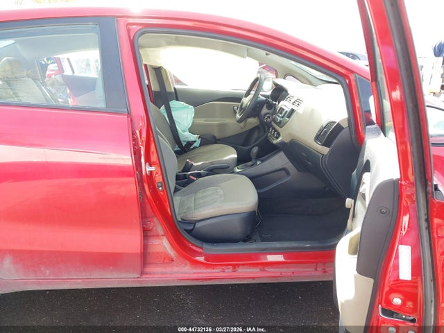 KIA RIO LX - 5