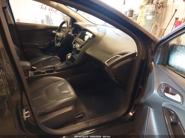 FORD FOCUS TITANIUM - 5