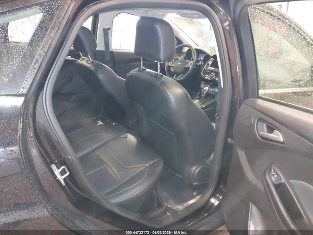 FORD FOCUS TITANIUM - 8