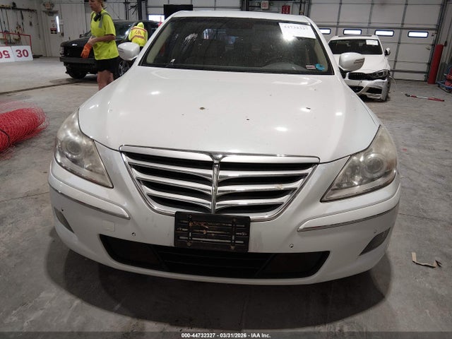 HYUNDAI GENESIS 4.6 - 6