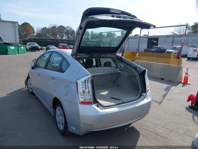 TOYOTA PRIUS - 3