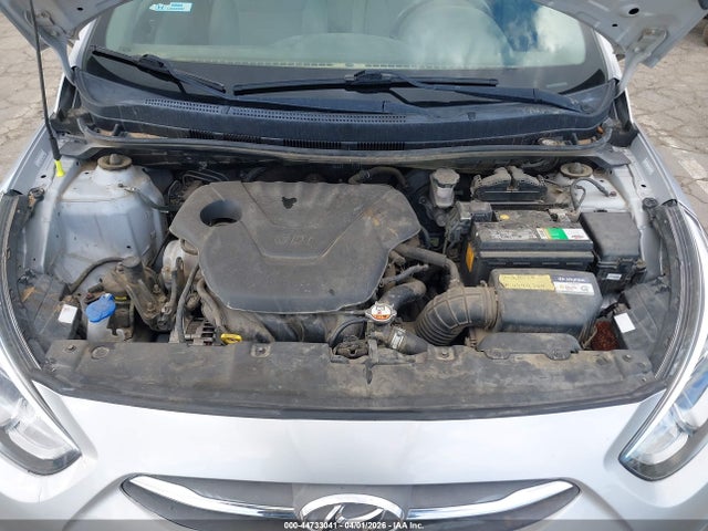 HYUNDAI ACCENT SE - 10