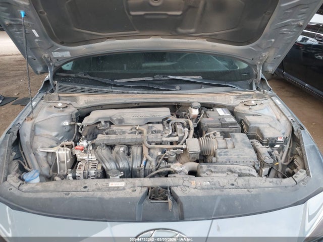 HYUNDAI ELANTRA SEL - 10