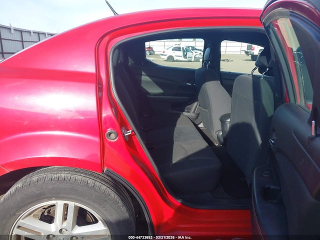 DODGE AVENGER MAINSTREET - 8