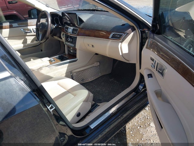 MERCEDES-BENZ E-CLASS - 5