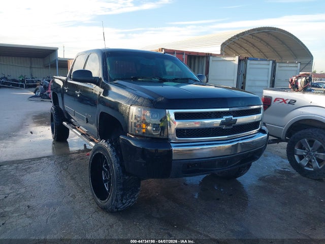 CHEVROLET SILVERADO 1500 LS - 1