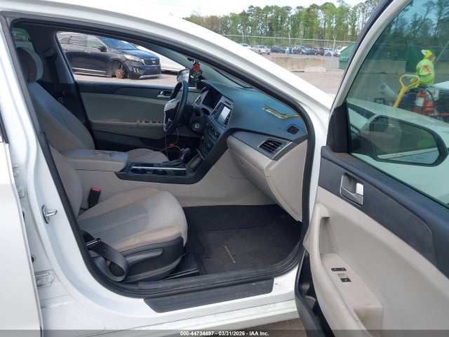 2017 Hyundai SONATA SE 照片 5