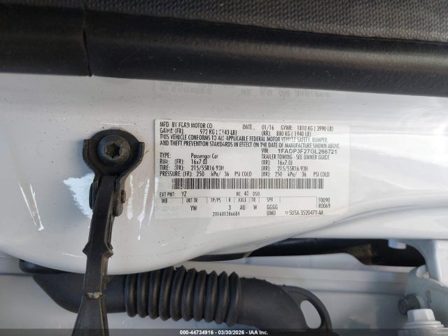 FORD FOCUS SE - 9