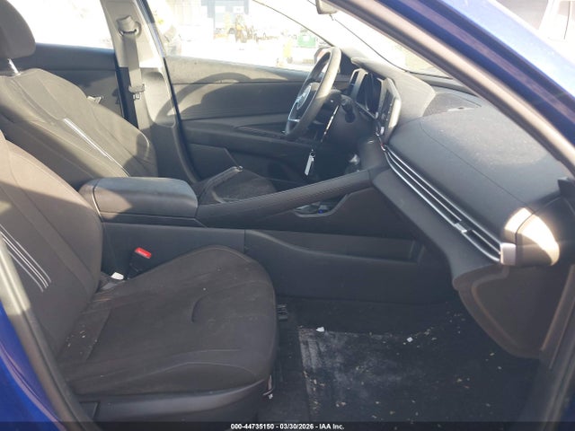 HYUNDAI ELANTRA SEL - 5