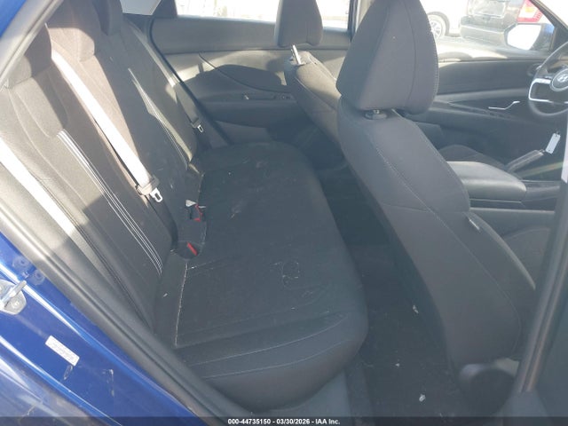 HYUNDAI ELANTRA SEL - 8