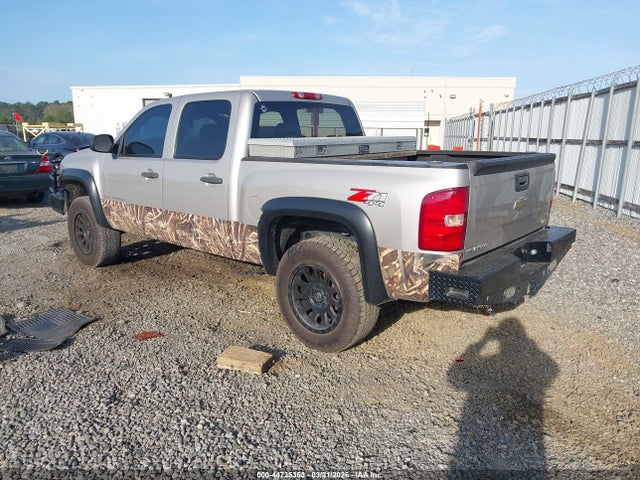 CHEVROLET SILVERADO 1500 LT1 - 3