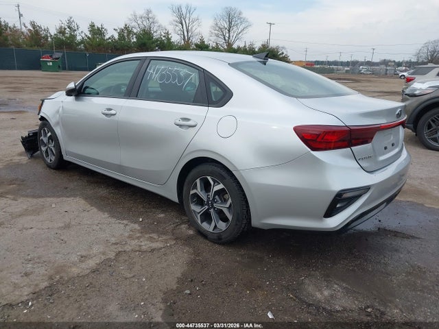 2019 KIA FORTE LXS photo 3
